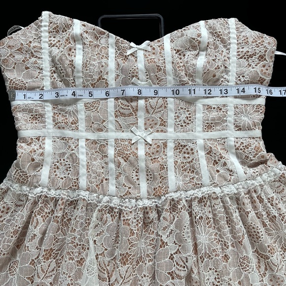 For Love and Lemons Dress. Ivory Lace Bustier. NWT - Picture 9 of 13